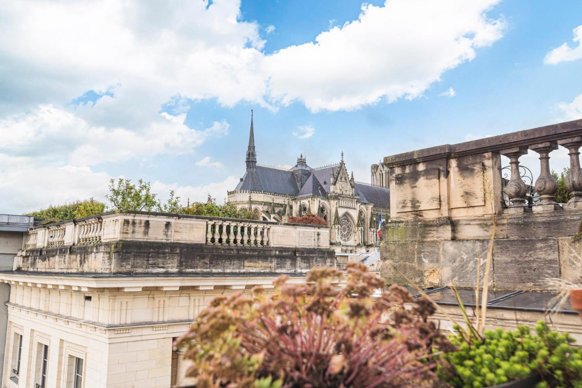 Le Royal - Cathedral - Center Apartment Reims Bagian luar foto